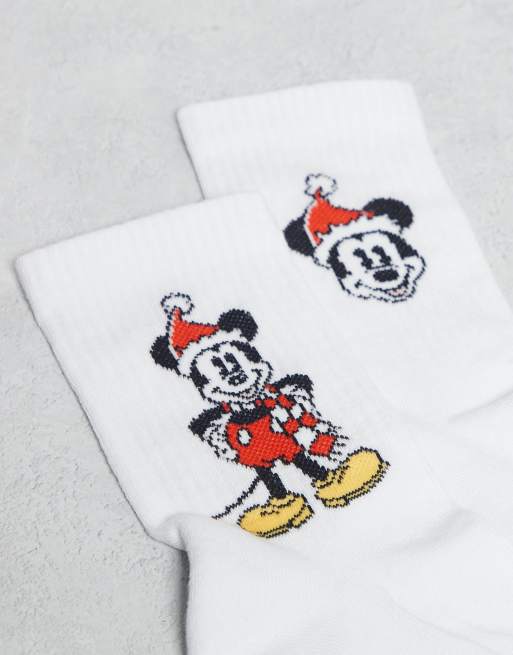 Pack de 2 pares de calcetines blancos con estampado de Mickey vestido de Papá Noel de Disney de ASOS DESIGN, 2 de 3