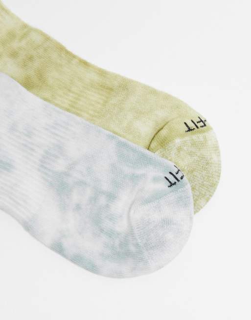 Pack de 2 pares de calcetines deportivos color piedra con estampado tie dye Everyday Plus Cushioned de Nike, 3 de 4
