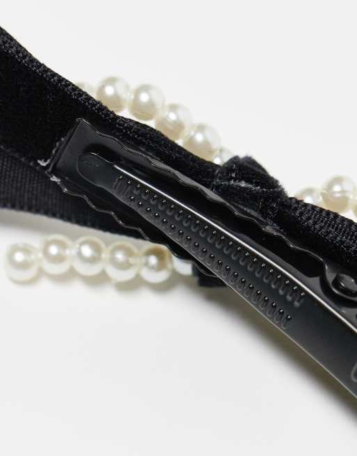 Pack de 2 pasadores para el cabello negros con detalle de lazo de terciopelo con perlas de imitación de PIECES, 4 de 4