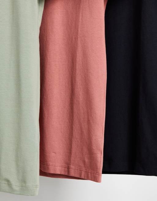 Pack de 3 camisetas ajustadas de color caqui, rosa y negro con cuello redondo de ASOS DESIGN, 3 de 4