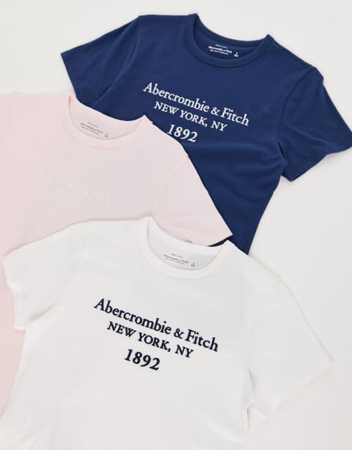 Pack de 3 camisetas con estampado de la marca en el pecho de color rosa blanco y azul de Abercrombie Fitch