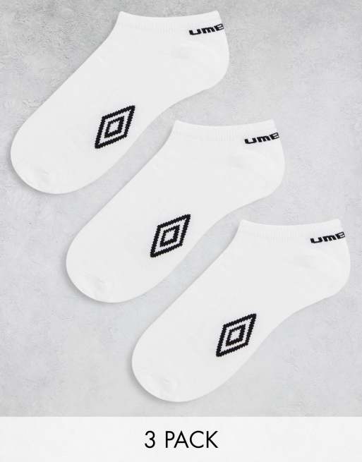 Pack de tres calcetines tobilleros de deporte UMBRO