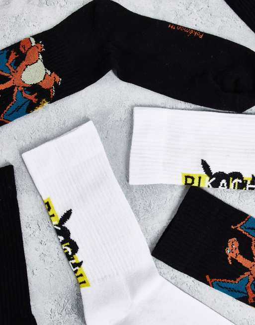 Pack de 3 pares de calcetines con diseño de Pikachu y Charmander de ASOS DESIGN, 4 de 4