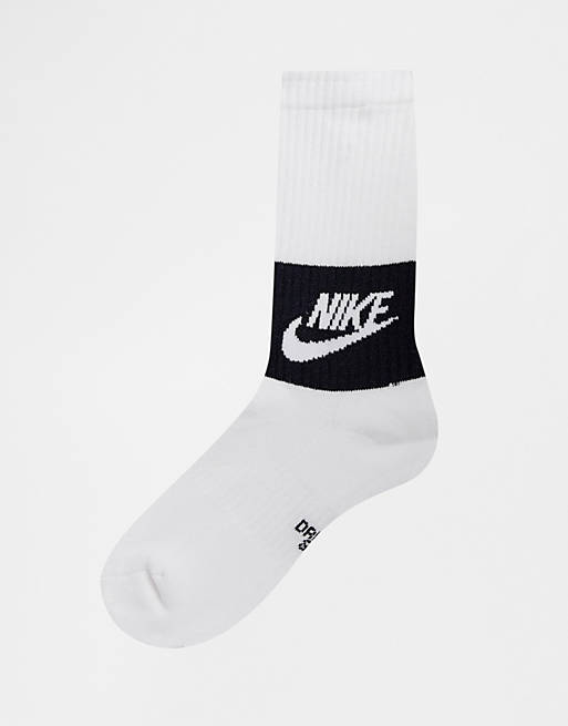 Característica chatarra Cirugía Pack de 3 pares de calcetines de deporte blancos con logo Jdi de Nike | ASOS