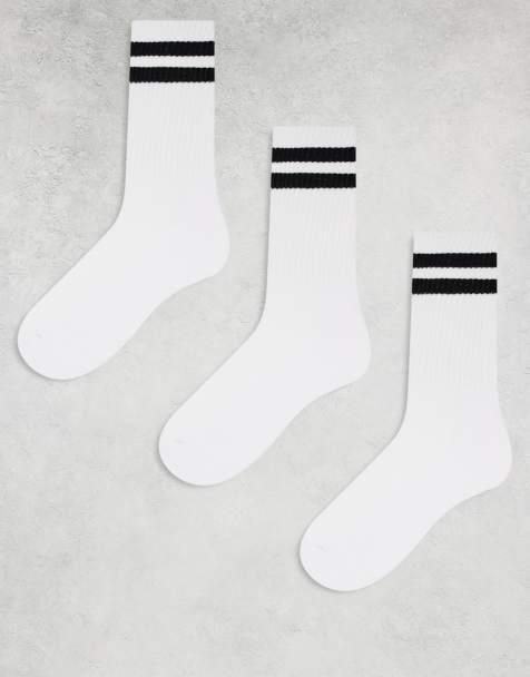Pack de 3 pares de calcetines deportivos blancos con detalle de rayas de New Look - view 1