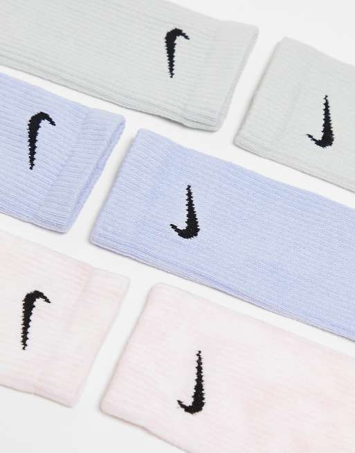 Pack de 3 pares de calcetines deportivos en tonos pastel de Nike Training |  ASOS