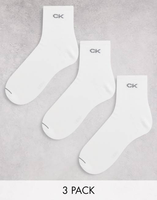 Pack de 3 pares de calcetines tobilleros blancos con logo de Calvin Klein