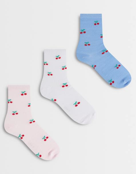 Pack de 3 pares de calcetines tobilleros de color azul, rosa y blanco con diseño de cerezas de Pieces - view 1