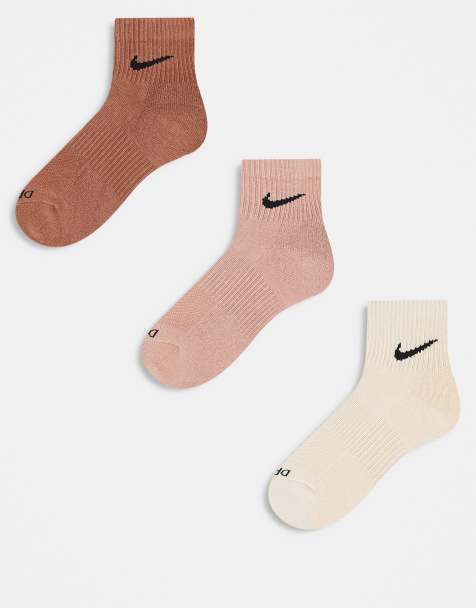 Pack de 3 pares de calcetines tobilleros marrones Everyday Plus Cushioned de Nike Training - view 1