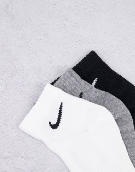 Pack de 3 pares de calcetines deportivos grises unisex Cushioned de Nike  Training
