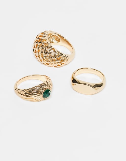 Pack de 3 anillos dorados apilables con piedra verde de Reclaimed Vintage, 2 de 3