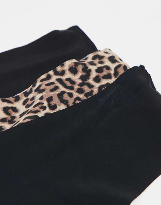 Pack de 3 braguitas brasileñas de color negro y con estampado de leopardo de corte invisible de Cotton On, 2 de 3