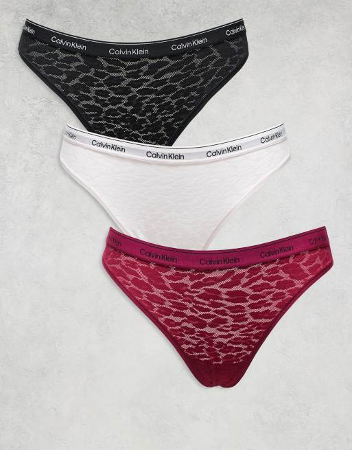 Pack de 3 braguitas de color baya, negro y rosa rubor de corte bikini Icon Lace de Calvin Klein