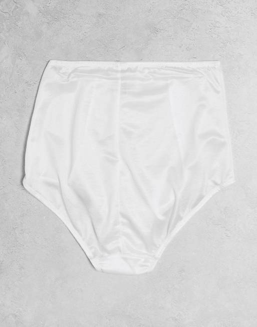 Pack de 3 braguitas de color negro, blanco y beis de talle alto de Simply Be, 4 de 4
