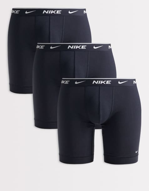 Pack de 3 calzoncillos bóxer negros elásticos básicos de corte alargado de algodón Essential Cotton Stretch de Nike - view 1