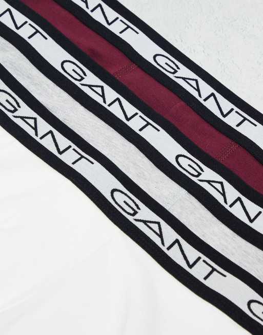 Pack de 3 calzoncillos de color blanco, gris y rojo con cinturilla del logo de GANT, 2 de 4