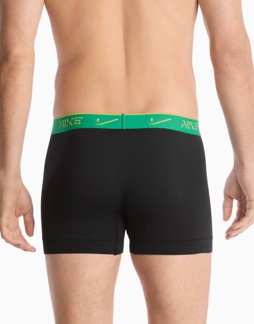 Pack de 3 calzoncillos negros básicos con cinturillas de color verde, azul y morado de algodón Essential Cotton de Nike, 4 de 4