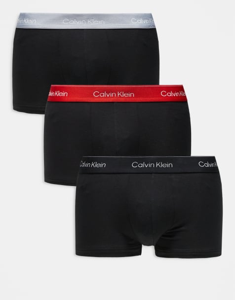 Pack de 3 calzoncillos negros de talle bajo con cinturillas de color negro, gris y rojo Icon Cotton Stretch de Calvin Klein - view 1
