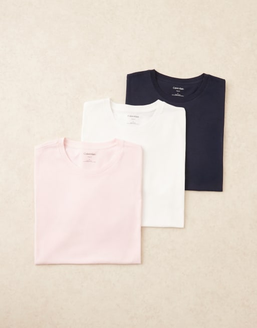 Pack de 3 camisetas de color rosa, azul marino y blanco de algodón de Calvin Klein