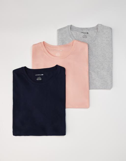 Pack de 3 camisetas de estar por casa de color azul marino, gris y rosa de Lacoste