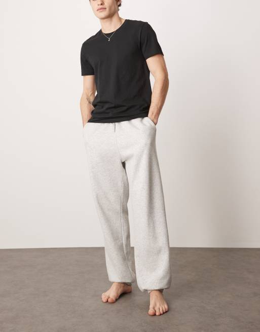 Pack de 3 camisetas de estar por casa de color blanco, negro y gris de Calvin Klein, 2 de 4