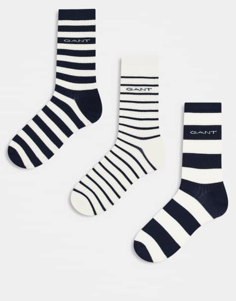 Pack de 3 pares de calcetines azul marino con detalle a rayas de estilo deportivo y logo de GANT - view 1