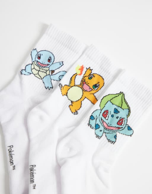 Pack de 3 pares de calcetines blancos con gráfico de Pokémon de ASOS DESIGN, 2 de 3