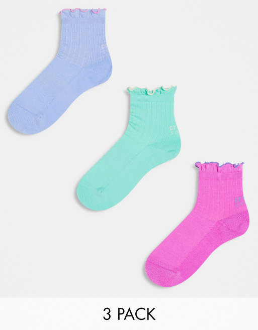 Pack de 3 pares de calcetines tobilleros en tonos pastel con volantes de Crocs
