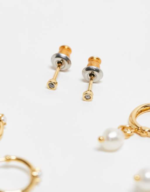 Pack de 3 pares de pendientes de aro y botón dorados con detalle de perlas chapados en oro de la colección Z de Accessorize, 3 de 4