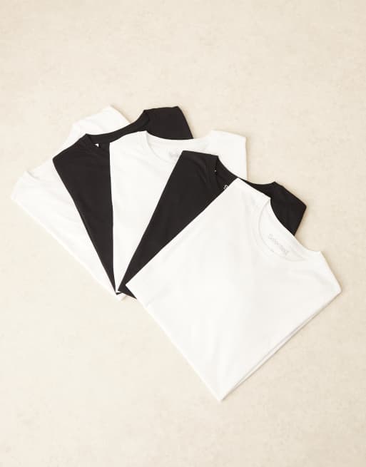Pack de 5 camisetas de color negro y blanco de corte estándar de Selected