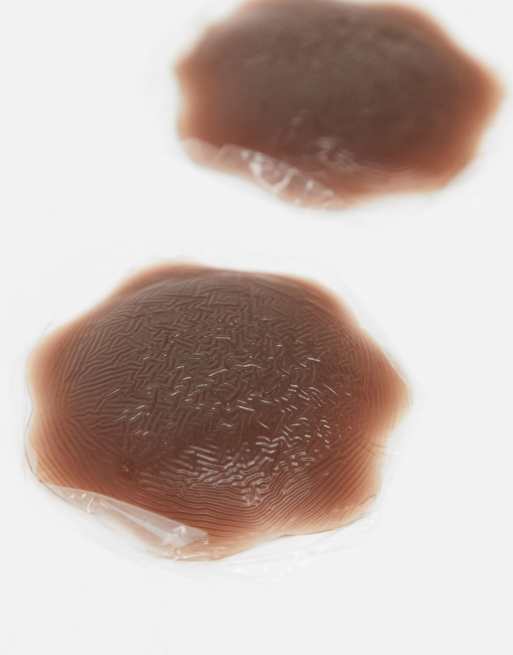 Pack de cubrepezones adhesivos marrones de silicona de Fashionkilla, 2 de 4