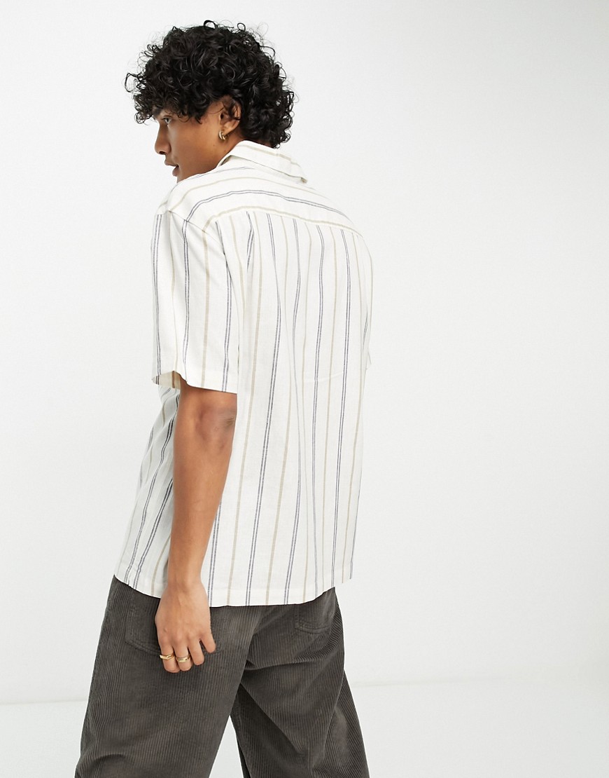ari resort short sleeve linen shirt in white and black stripe