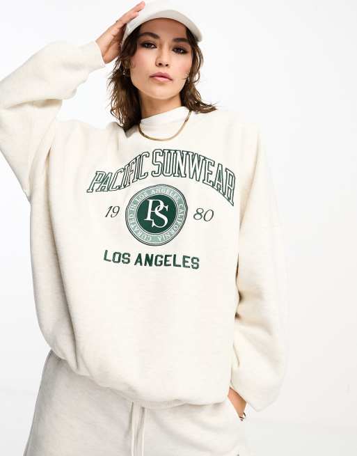Pacsun – Beigemelerad sweatshirt med texttryck i collegestil, del av set