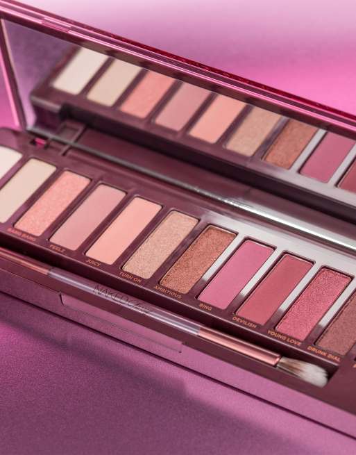 Paleta de sombras de ojos Naked Cherry de Urban Decay, 2 de 4