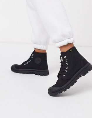 Palladium Pamdo Hi Originale flat ankle boots in black | ASOS