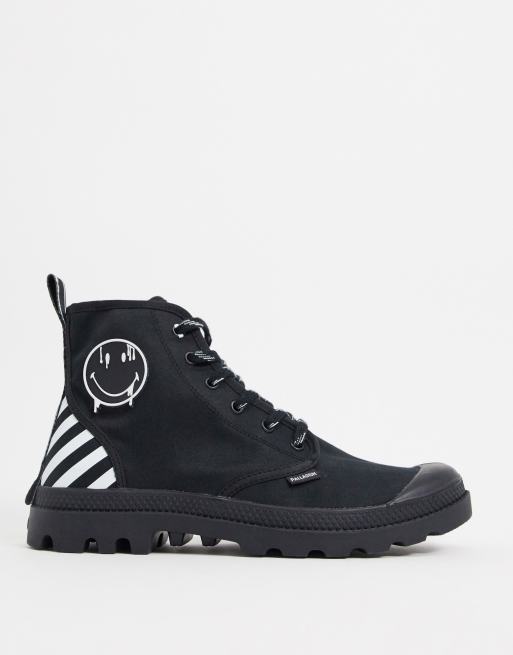 Palladium best sale smiley boots