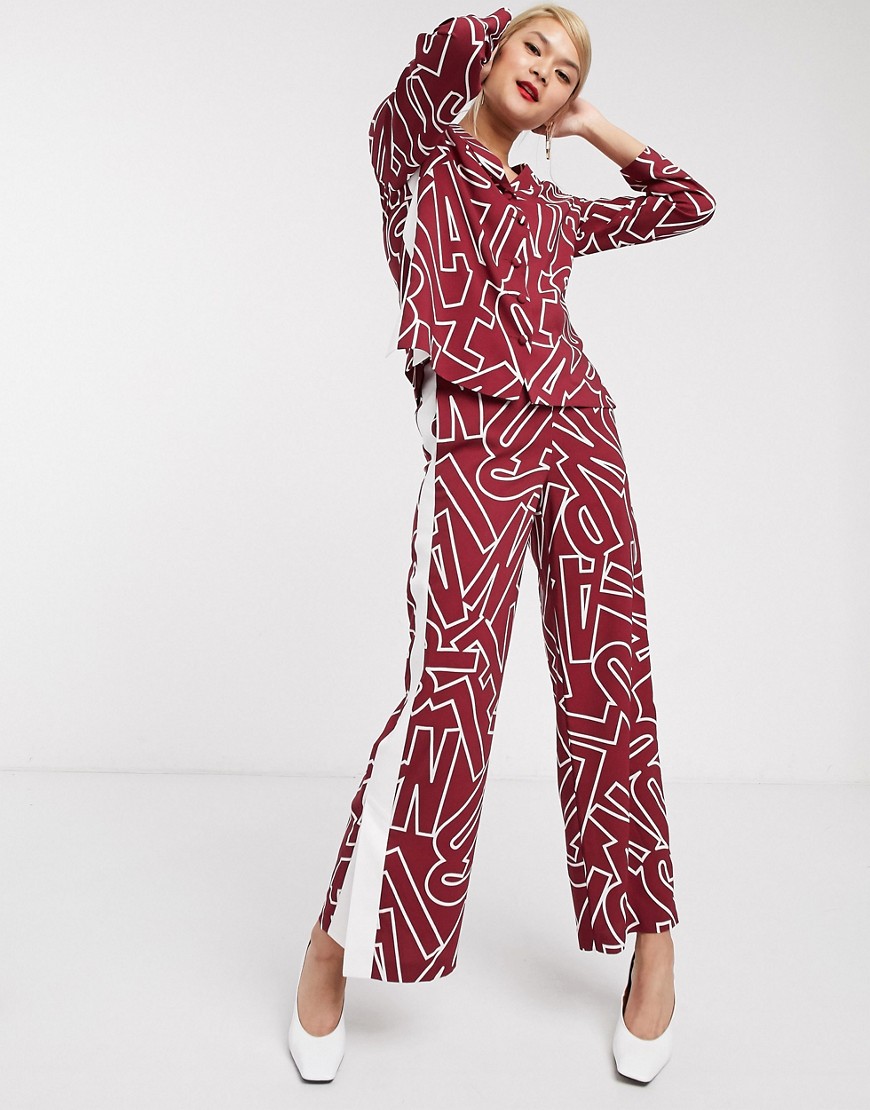 Palones – Signature – Vinröda och gräddvita pyjamasbyxor i satin, del av set-Flerfärgad