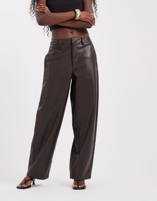 Pantalon barrel en imitation cuir marron chocolat, 2 de 5