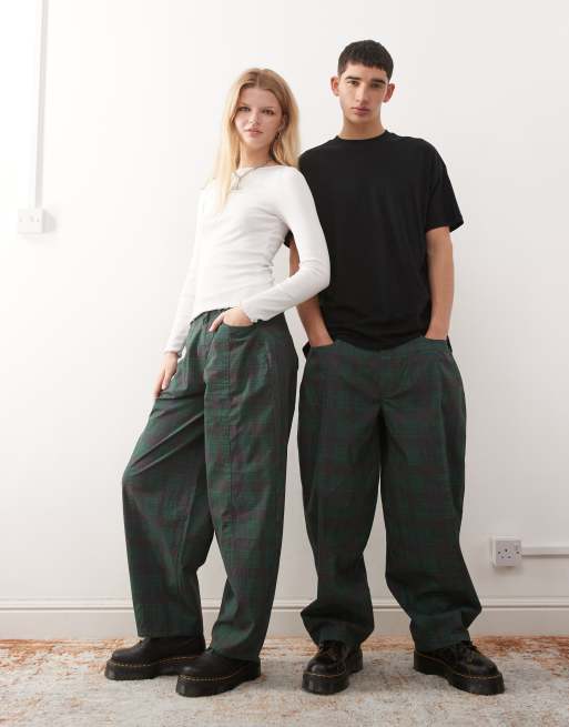 Pantalones a cuadros verdes y azul marino unisex de pernera barrel de Reclaimed Vintage