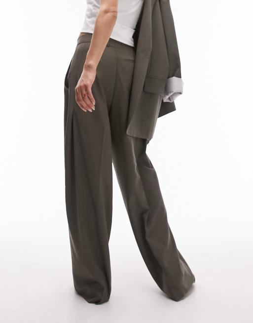Pantalones asimétricos de pernera ancha con lavado gris oscuro de Topshop (parte de un conjunto) , 2 de 4