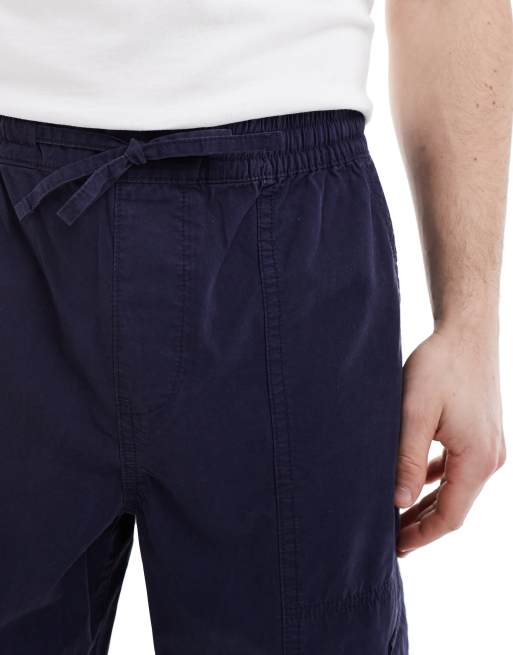 Pantalones azul marino cargo de pernera ancha de ASOS DESIGN, 5 de 5