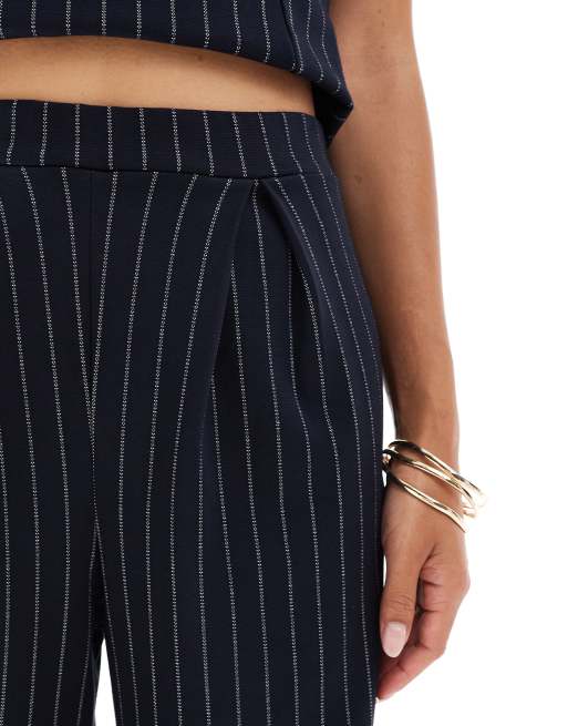 Pantalones azul marino con raya diplomática de punto liso de ASOS DESIGN (parte de un conjunto), 4 de 5