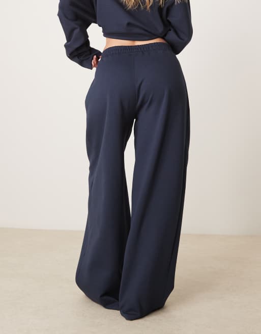 Pantalones azul marino de pernera muy ancha de tejido entrelazado de ASOS DESIGN (parte de un conjunto), 3 de 5