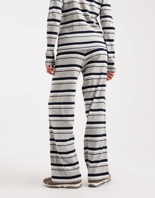 Pantalones azul marino y grises a rayas de pernera ancha con detalle de logo y cinturilla elástica de canalé de algodón de 4th & Reckless (parte de un conjunto), 3 de 5