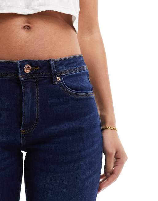 Pantalones azul oscuro de corte pitillo de mezcla de algodón de Vero Moda, 2 de 5