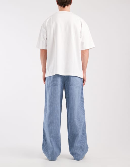 Pantalones azules y blancos holgados sin cierres con raya diplomática de ASOS DESIGN, 2 de 5
