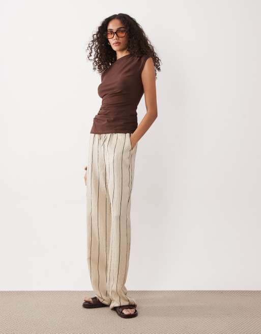 Pantalones beis a rayas negras de pernera ancha de JDY Tall, 3 de 5