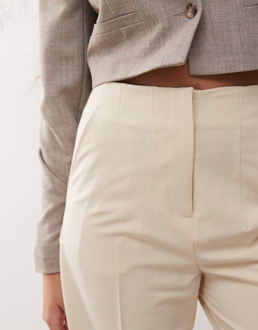 Pantalones beis básicos de corte cigarette de Miss Selfridge, 3 de 5