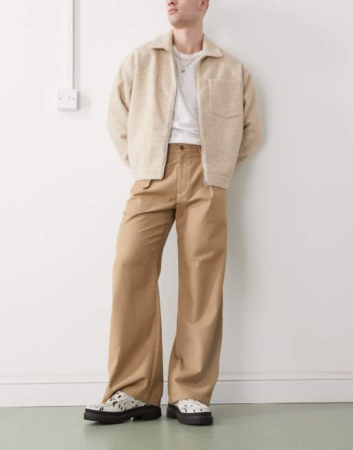 Pantalones beis de estilo vintage con pinzas Soho de Prohibited