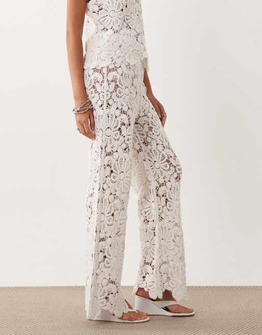 Pantalones blancos de croché de ASOS DESIGN (parte de un conjunto), 2 de 5